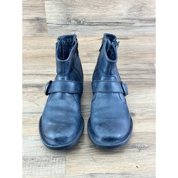 Born Black Leather Zip Ankle Boots Women's Size 6.5 Style D04100 - Picture 3 of 8